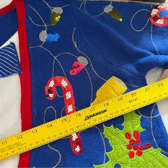 Jolly Sweaters Ugly Christmas Lights Bow Sweater Size Medium - Picture 6 of 11